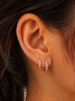 The Pave Hoop Medium-Small