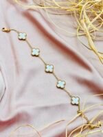 Van Cleef five clover-shaped bracelet - Image 4