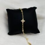 Aura Clover Link Bracelet